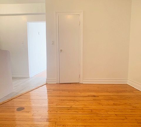 5th image of 200 E 18th St #1AA