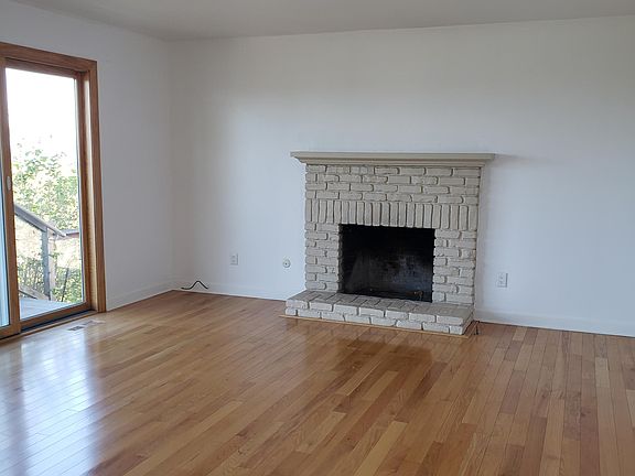 4th image of 3502 E Ledyard Way