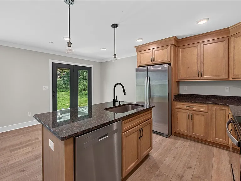1088 Old Clarksville Pike #B — Photo 15