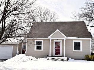 337 Mount Vernon St, Dedham, MA 02026