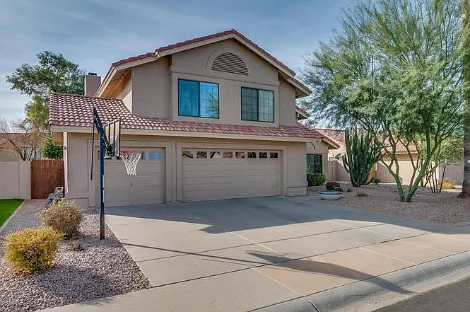 9011 E Sharon Dr — Photo 16