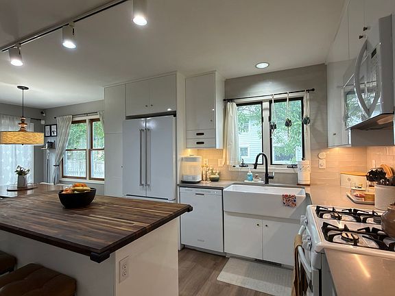4th image of 1618 Faraday Cir