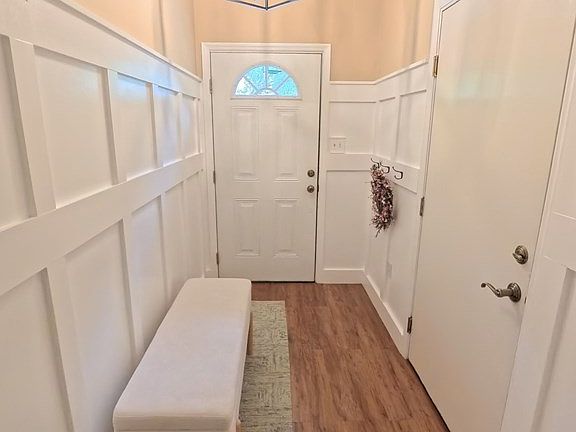 4th image of 2502 Jerry Jones Dr APT 10
