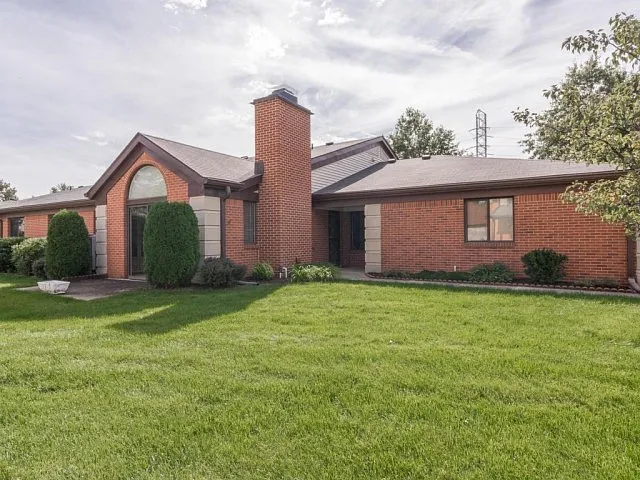 9219 Golden Leaf Way photo 1