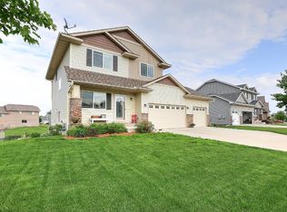 606 Ingalls Dr, Buffalo, MN 55313