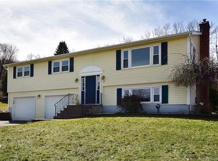 25 Gail Dr, Ellington, CT 06029