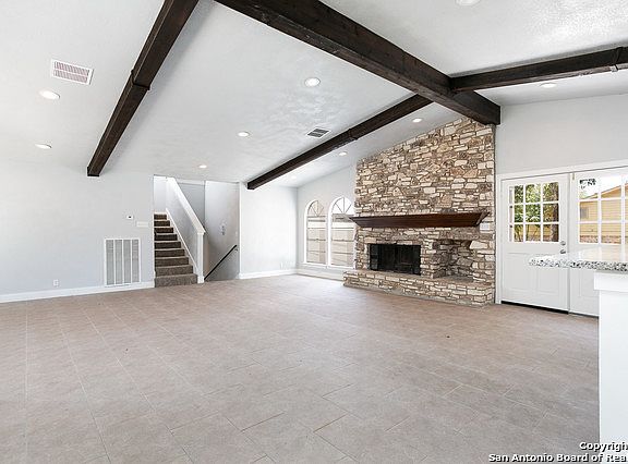 4th image of 8602 Star Creek Dr