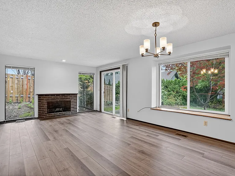 9225 SW Chelan Pl — Photo 5