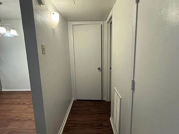 4th image of 443 W Wheatland Rd #9d200e532