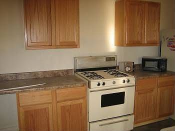 2nd image of 1401 N Karlov Ave