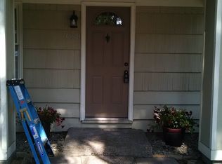 16790 SW Lake Forest Blvd, Lake Oswego, OR 97035