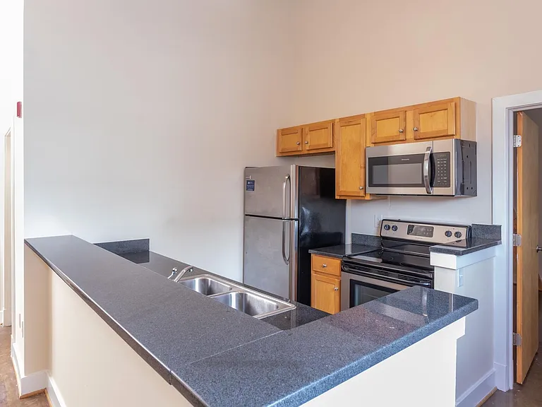 Cornish Brewery Apartment Homes — Photo 136