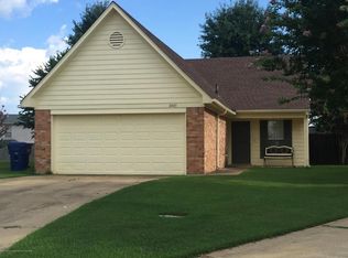 6445 Bentley Cv, Horn Lake, MS 38637