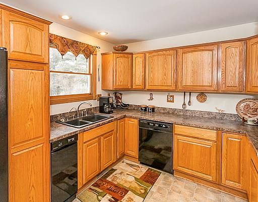 2nd image of 11139 Boyce Dr