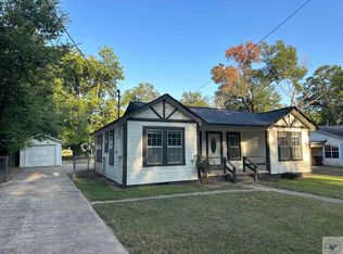 210 Pecan St, Atlanta, TX 75551