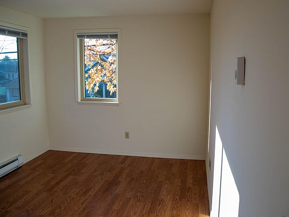 2nd image of 4230 8th Ave NE APT 104