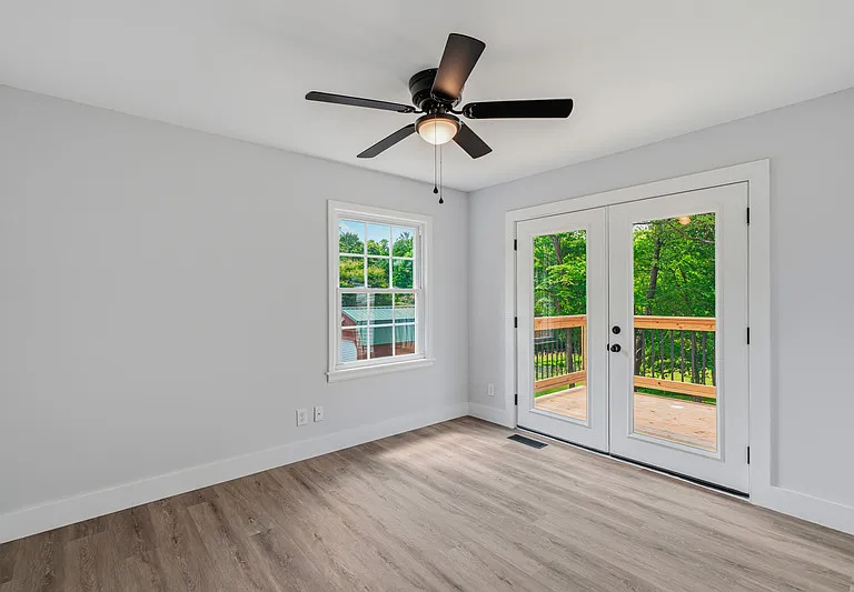 6821 Westland Dr — Photo 30