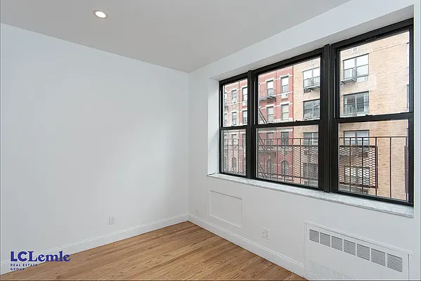 Rented by LC Lemle Real Estate Group | media 16