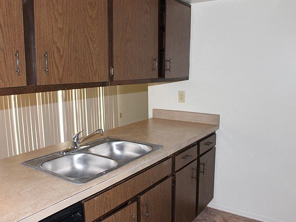 5th image of 5845 Troy Villa Blvd