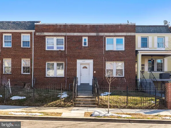 1427 Holbrook St NE, Washington, DC 20002