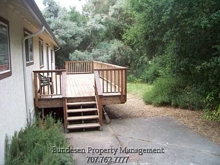2nd image of 1405 Sunset Dr