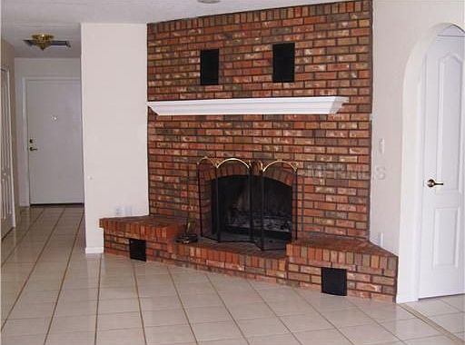 5th image of 23272 Fullerton Ave