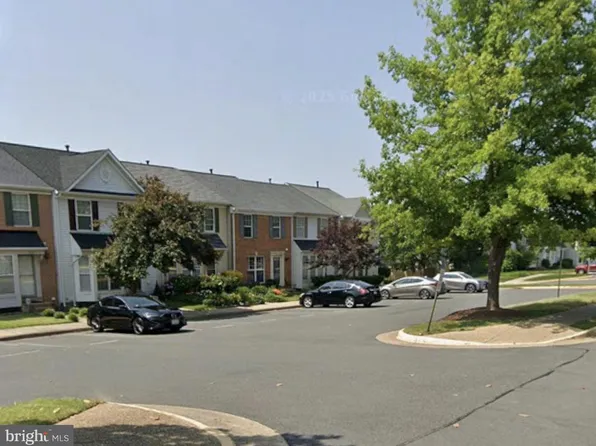9212 Andrew Dr, Manassas Park, VA 20111