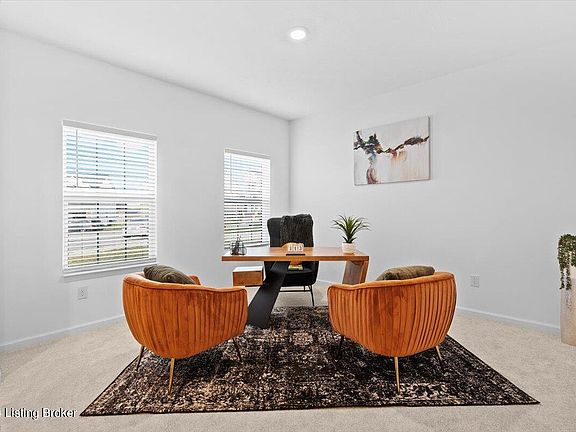 4th image of 109 Carnegie Pl