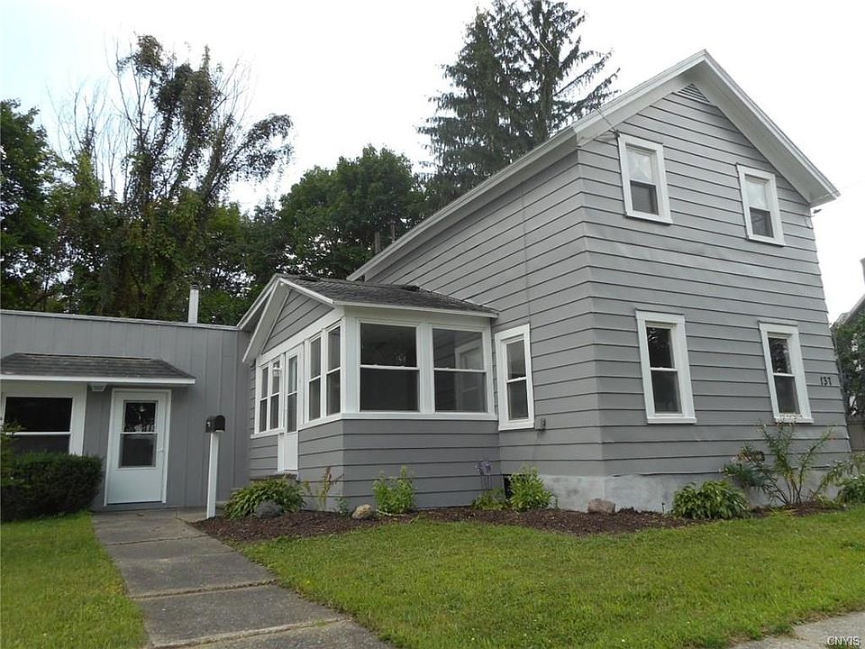 1st image of 137 Madison St