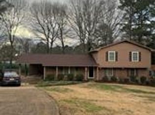 554 Farmington Rd, Montgomery, AL 36109
