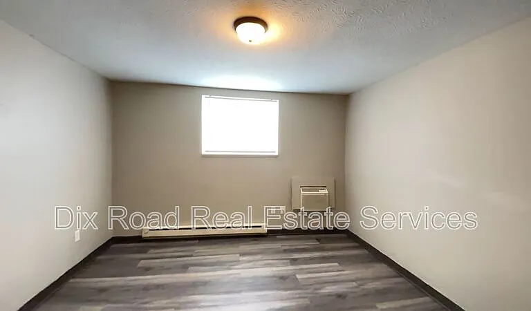 739 Trumbull St #9 — Photo 9