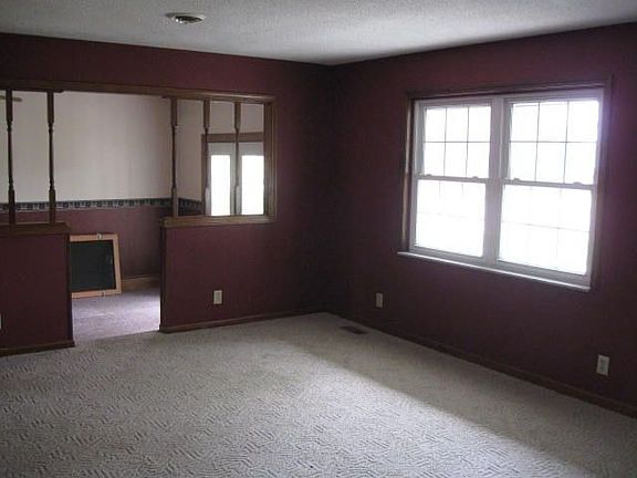 4th image of 212 E Franklin St