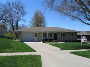 1703 S 3rd St, Marshalltown, IA 50158
