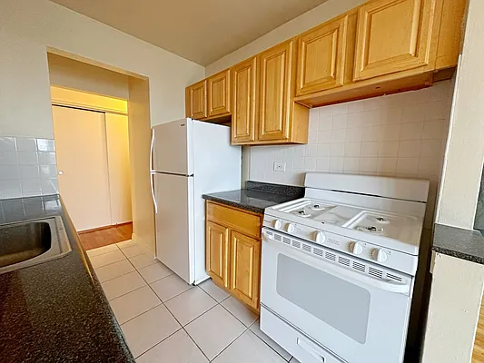 Rented by Brooklyn Property Group LLC | media 34