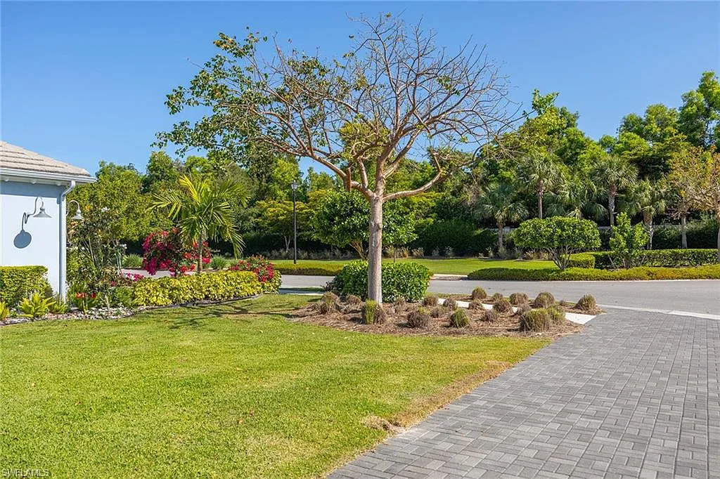 2 bed, 2.0 bath, 1782 sqft, $10,000 — Photo 3