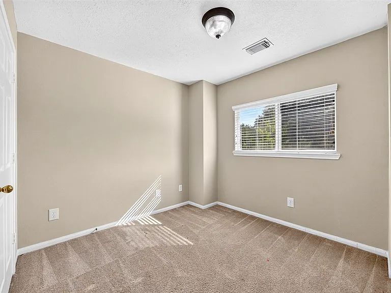 7603 Kenmark Ct — Photo 38