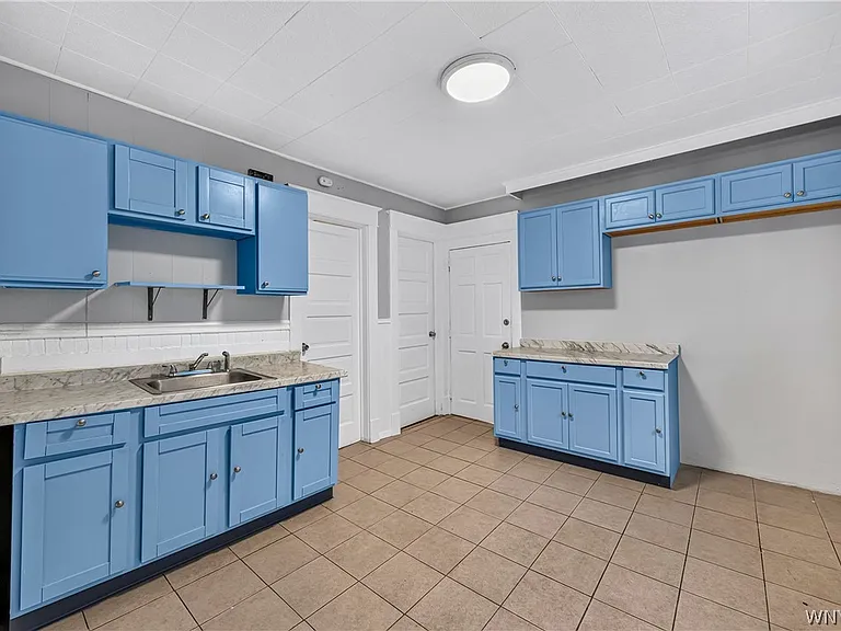 563 Humboldt Pkwy #UPPER — Photo 30