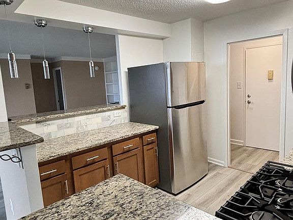 5th image of 2500 N Van Dorn St APT 1423