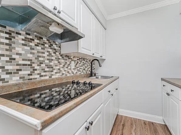 83 68th Street image 7 of 16