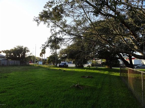 3rd image of St Augustine Blvd