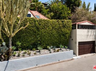 1709 Redesdale Ave, Los Angeles, CA 90026