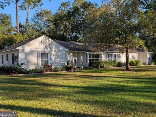 673 S Elm St, Jesup, GA 31546