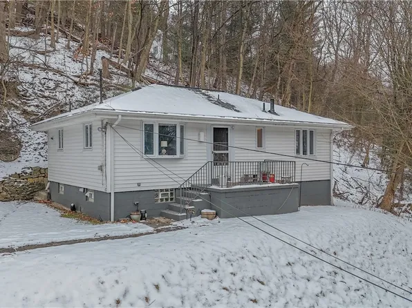 907 Crescent Ave, Sewickley, PA 15143