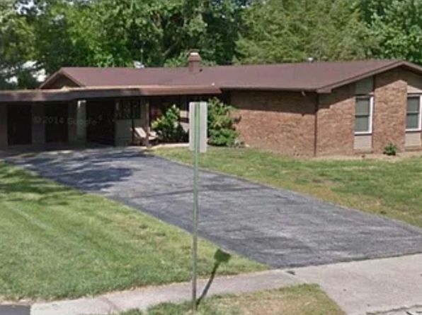 100 & 102 Derbyshire Dr