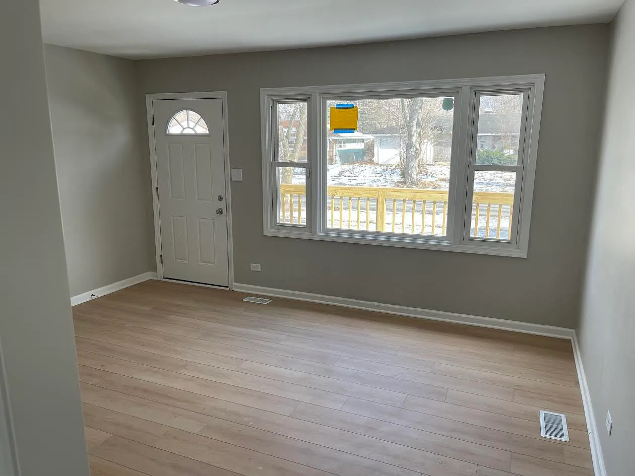 Chappel Ave, Sauk Village — Photo 2
