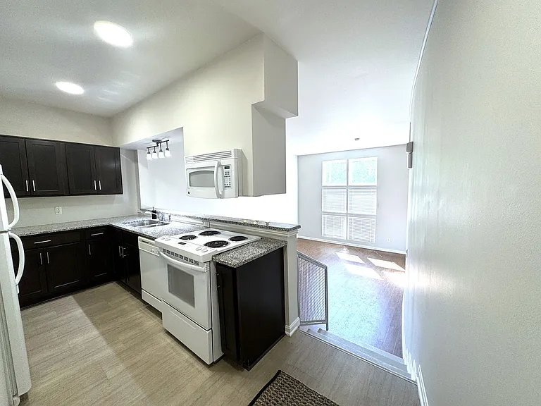 2745 Grinstead Dr #106 — Photo 3