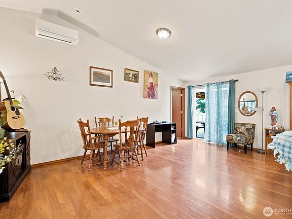 5th image of 2311 W 12th Street
