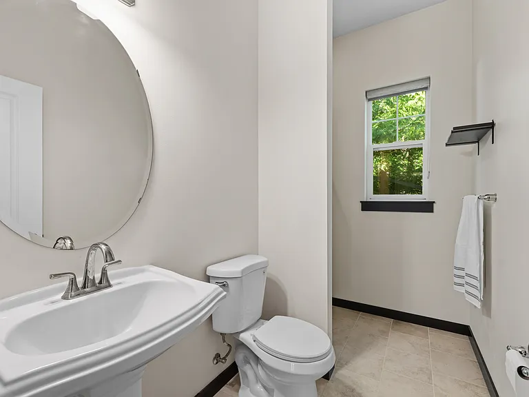 16990 NE 84th Ct — Photo 8