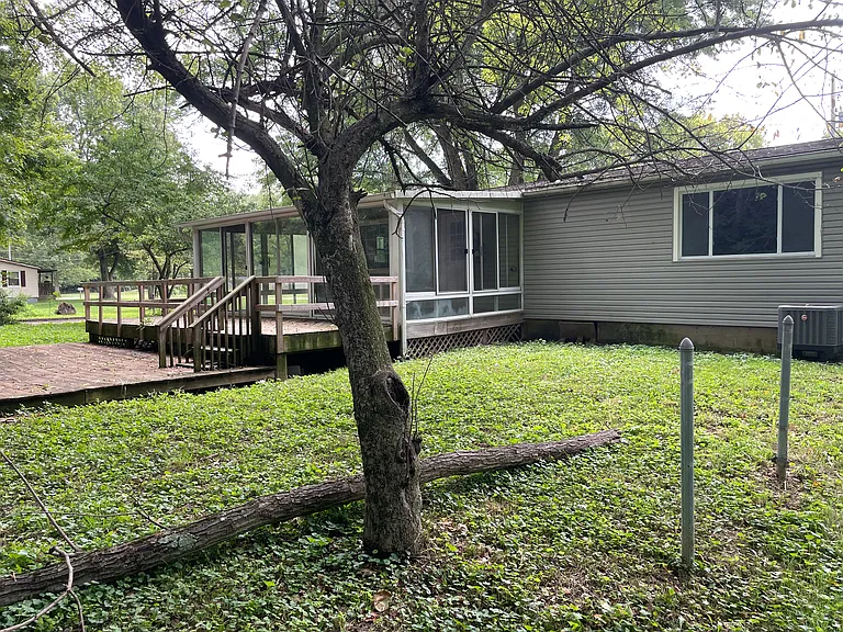 5820 Wynn Rd — Photo 5