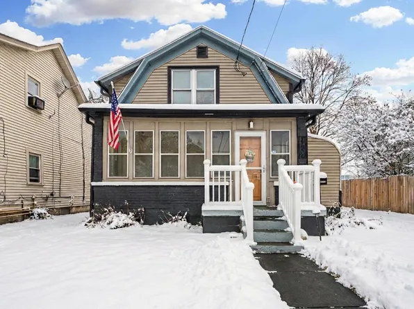 1139 White Rock AVENUE, Waukesha, WI 53186